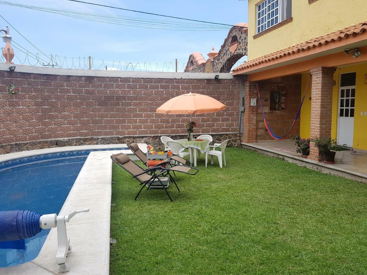 Casa Los Peregrina Cuernavaca Exterior photo